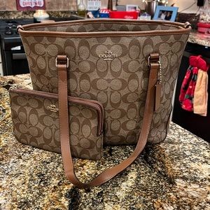 Coach Brown Signature Leather Purse and Wristlet